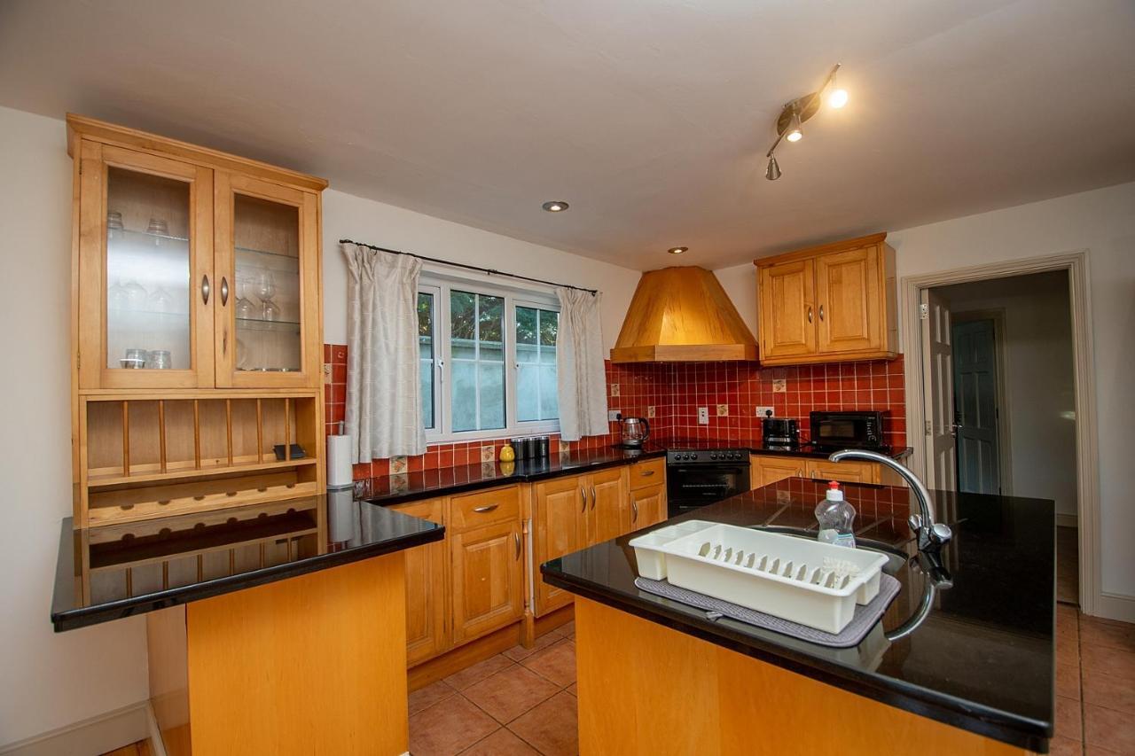 Bradog House - Beautiful 4 Bedroom House In Central Bundoran Bagian luar foto